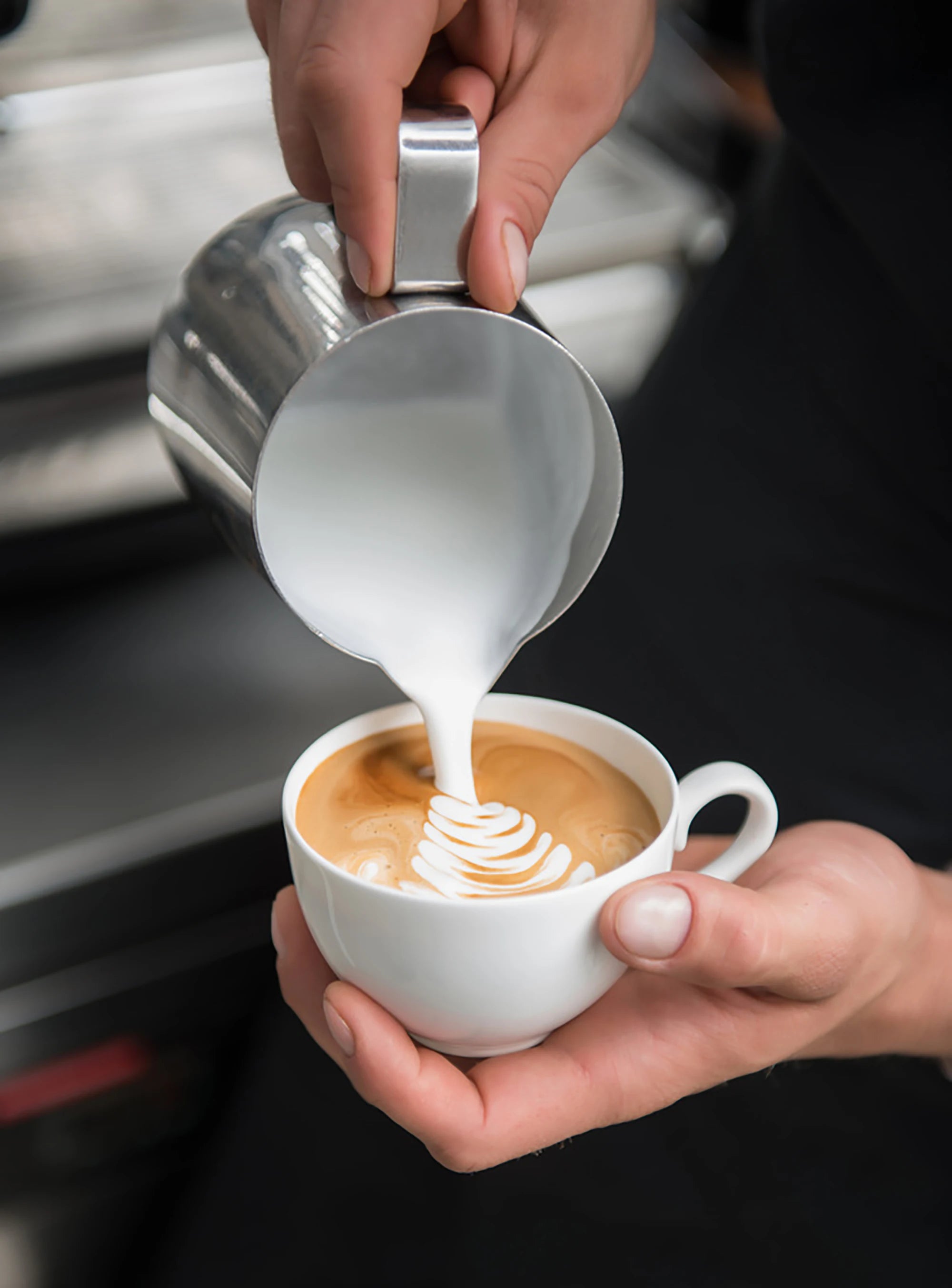 Italian Expresso Coffee Machine Dolce Milk Frother Home Appliances Electric Foam Cappuccino Coffee Maker Semi Automatic Sonifer